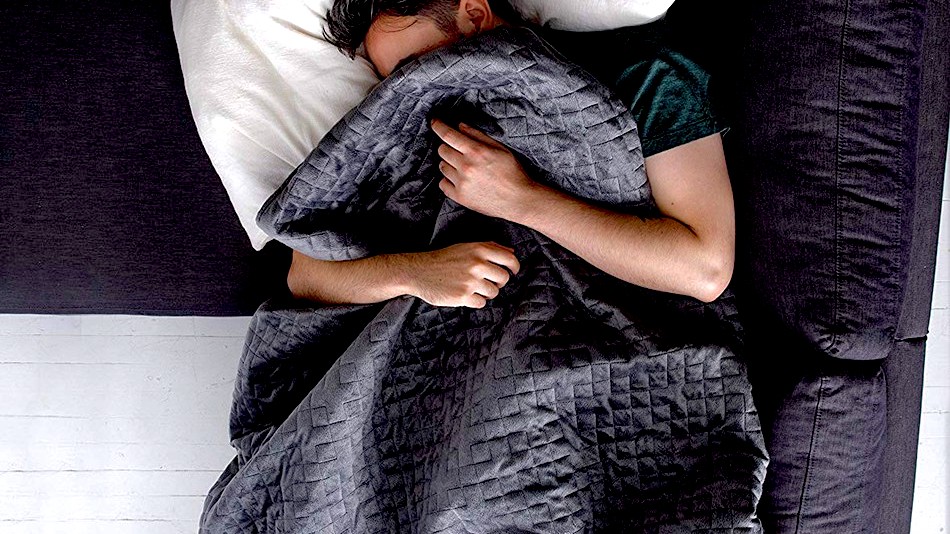 Guide to Weighted Gravity Blankets - Biomedical News & Health Blog