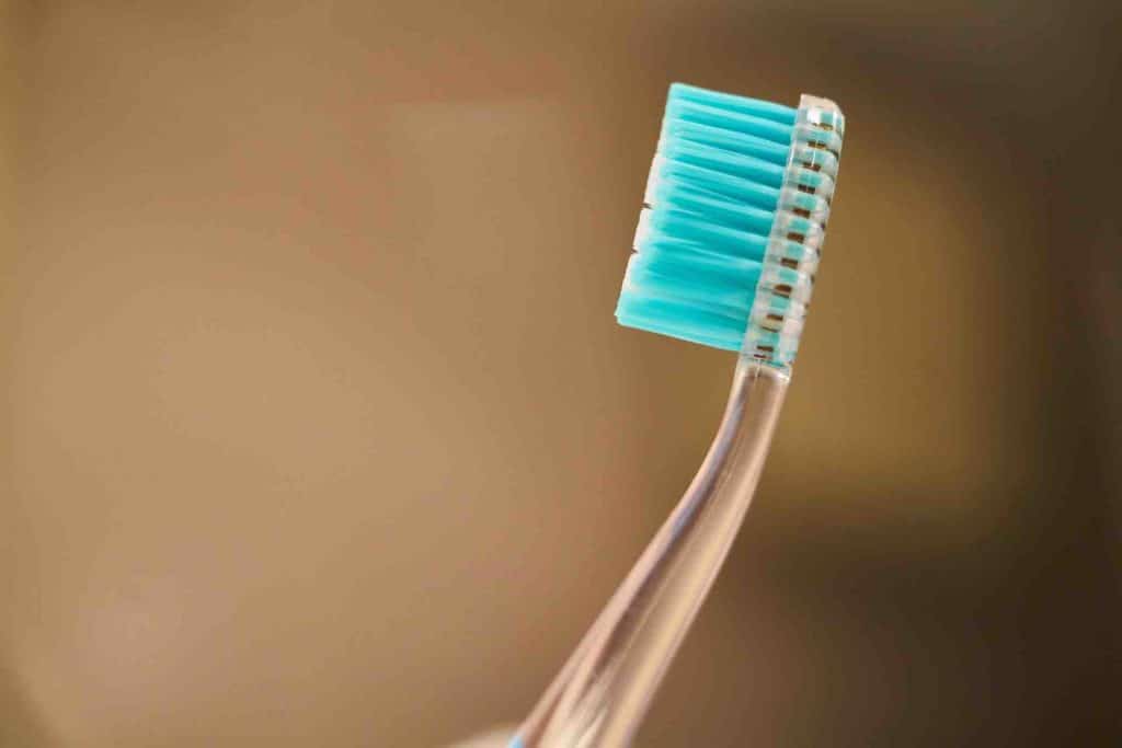 Picture of a manual toothbrush