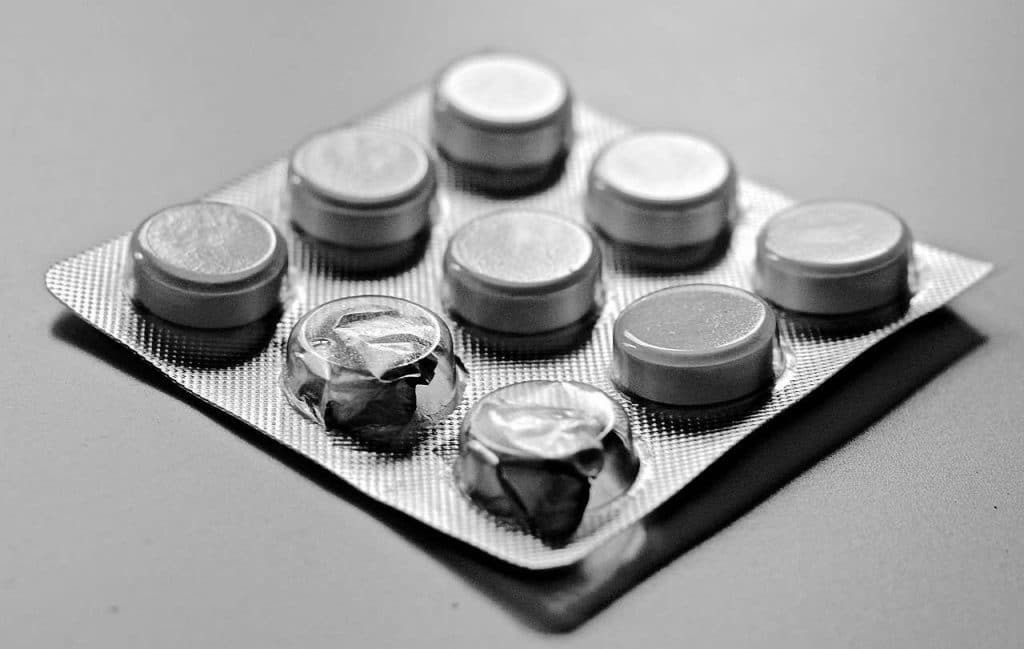 Black and white photo of Zantac pills